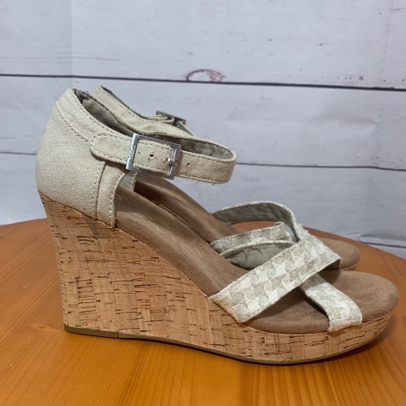 Toms Women US 8.5 Natural Woven Wedge cork Heel - Picture 6 of 11